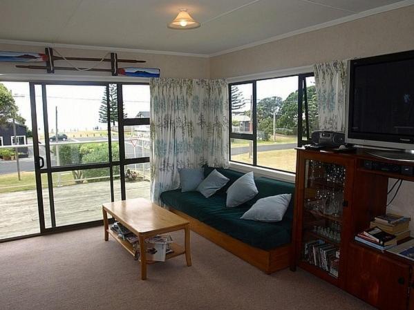 Waihi Beach Break - Waihi Beach Bach Extérieur photo